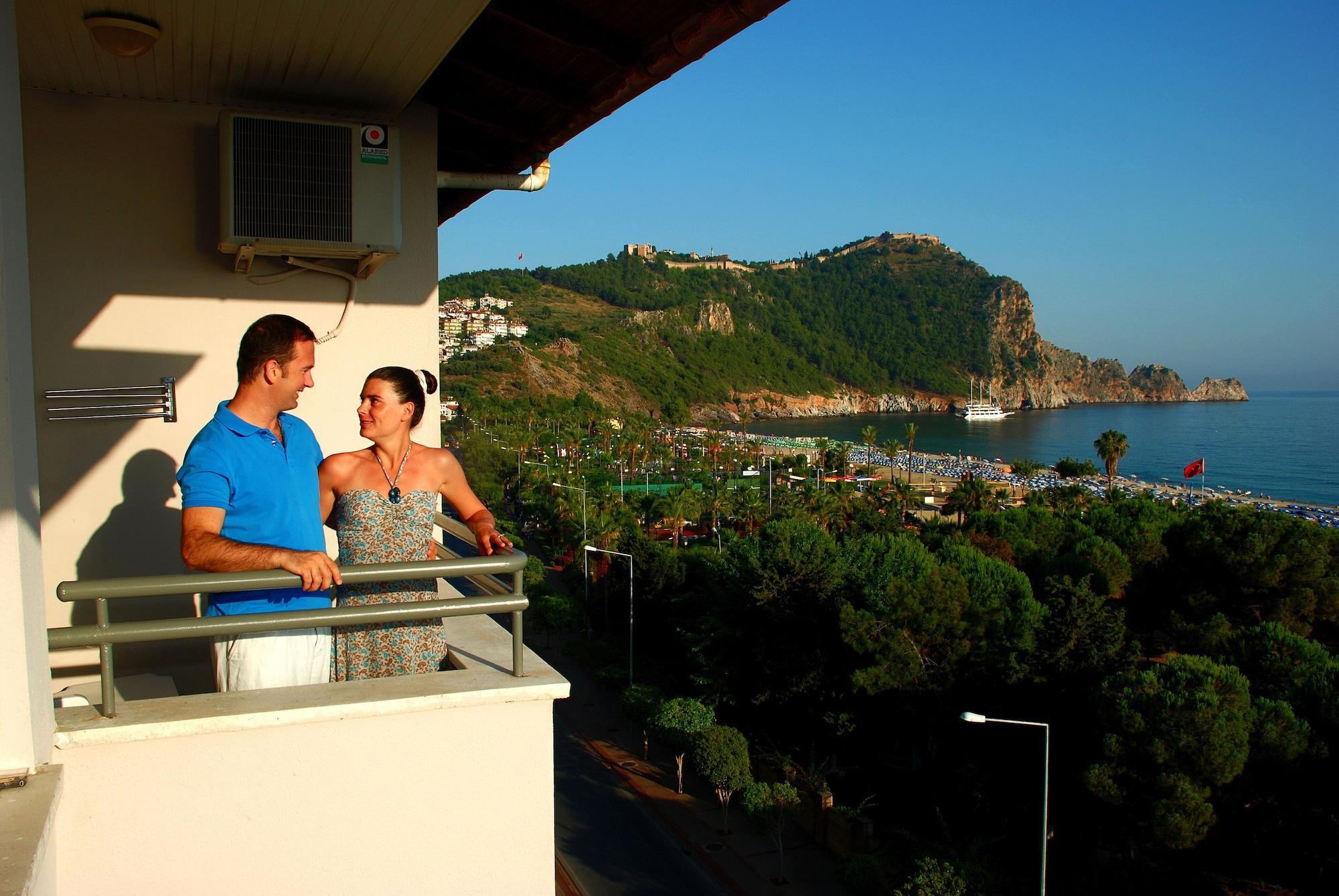 Hatipoglu Beach Hotel Аланя Екстериор снимка